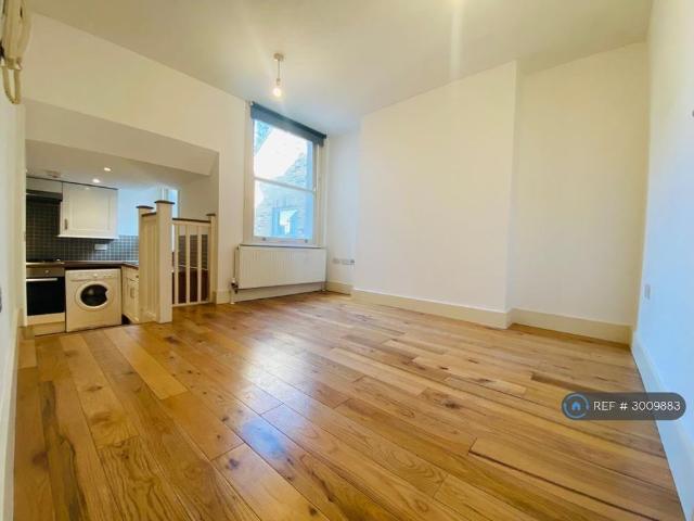 Apartment for rent in West Hackney, Upper Clapton