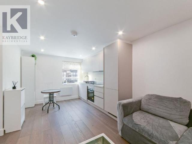 Apartment for rent in Epsom, Surrey