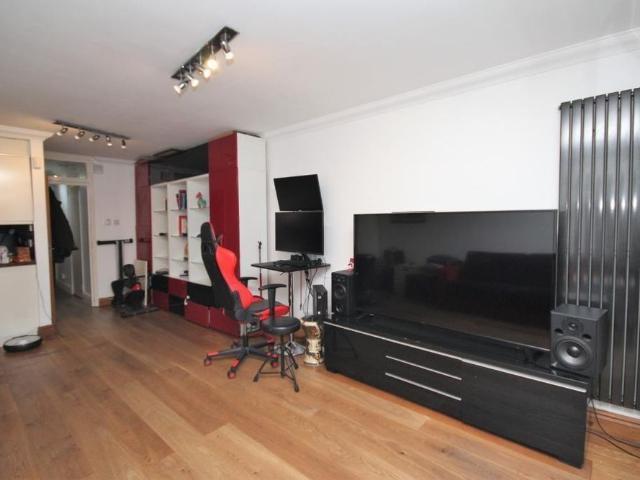 Apartment for rent in South Tottenham, Greater London
