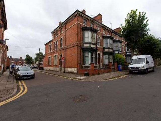 Flat for rent in Highfields, Old Wharf