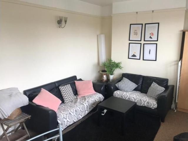 Apartment for rent in Belsize Park, Cat Hill