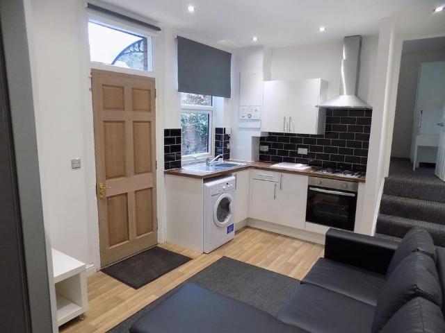 Apartment for rent in Sharrow Vale, Isle Of Man
