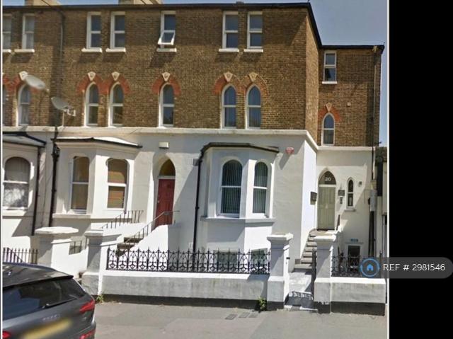 Flat for rent in Tower Hamlets, Ash