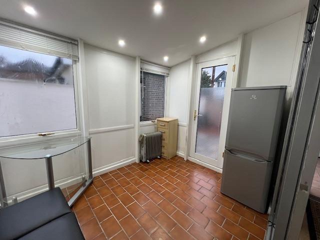 Apartment for rent in Loxford, Seven Kings