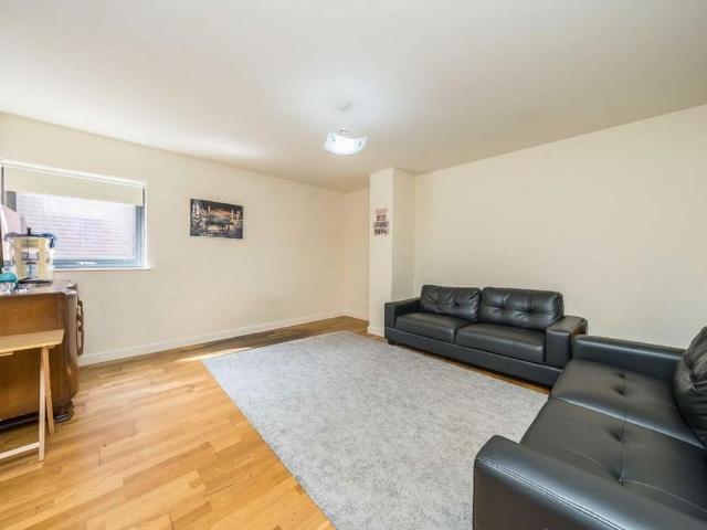 Apartment for rent in London Borough of Croydon, Norbury