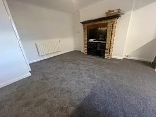 Apartment for rent in Lakenham, East Bank