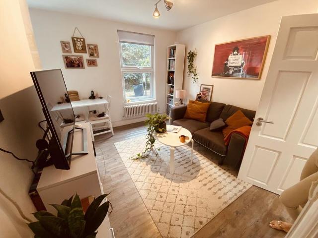 Apartment for rent in London Borough of Lambeth, Greater London