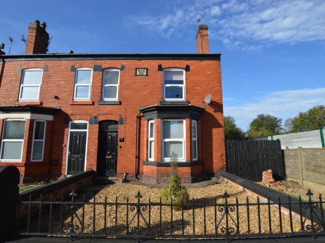 Flat for rent in Bryn, Wigan