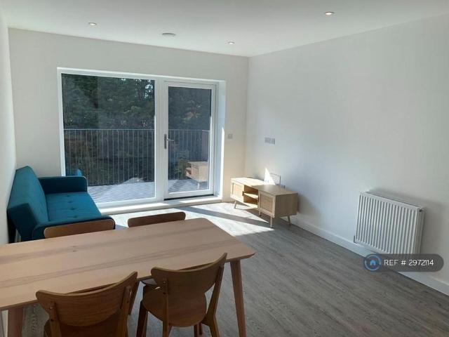 Apartment for rent in Glyndon, Shooters Hill
