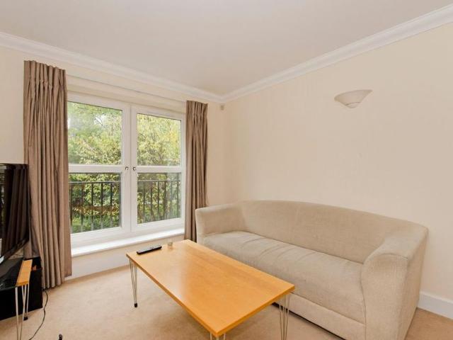 Apartment for rent in Islington, Canonbury