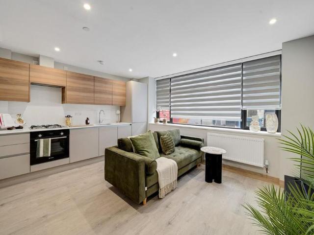 Apartment for rent in Elstree and Borehamwood, Borehamwood