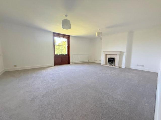 Apartment for rent in Broadwater Down, Sandown Park