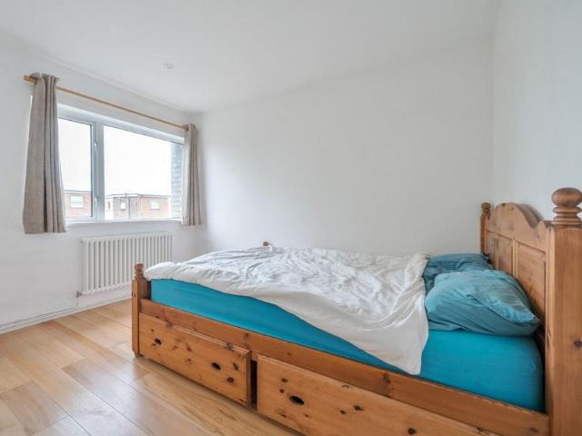 Apartment for rent in Fishersgate, West Sussex