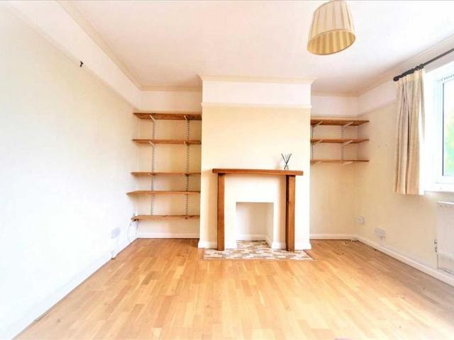Apartment for rent in London Borough of Ealing, Greater London