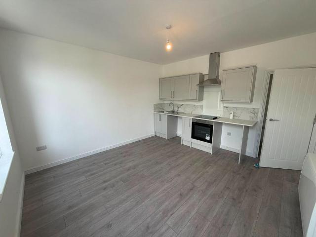 Flat for rent in Dale Hill, Essex