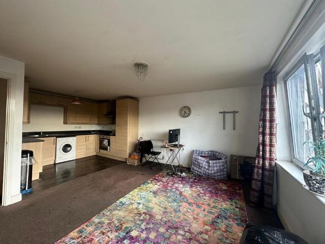 Apartment for rent in Roding Riverside, Greater London