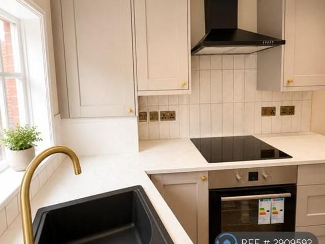 Apartment for rent in New Town, Alverton