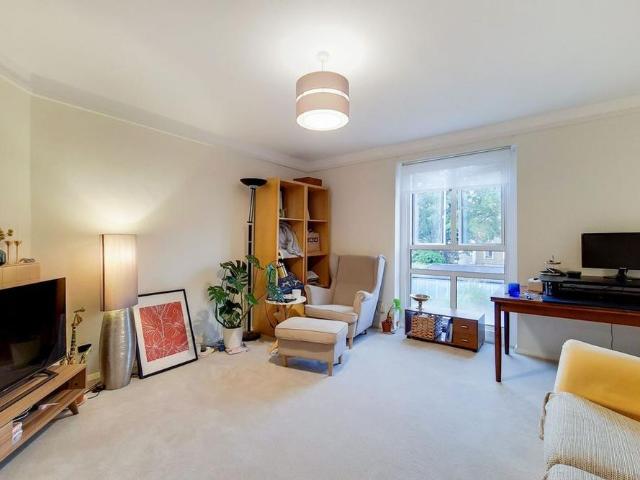 Apartment for rent in London Borough of Camden, Greater London