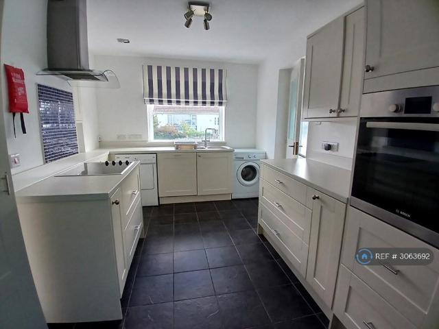 Flat for rent in Feock, Carnon Downs