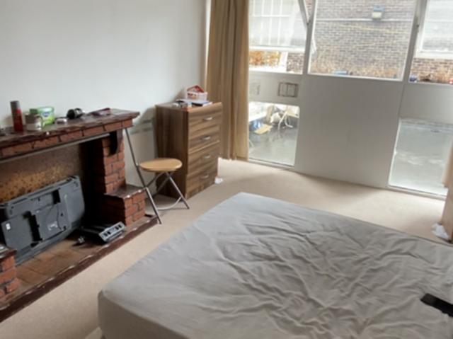 Apartment for rent in Poplar Grove, Greater London