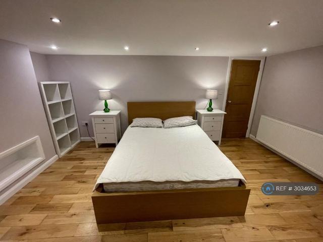 Flat for rent in Georgia, Greater Manchester