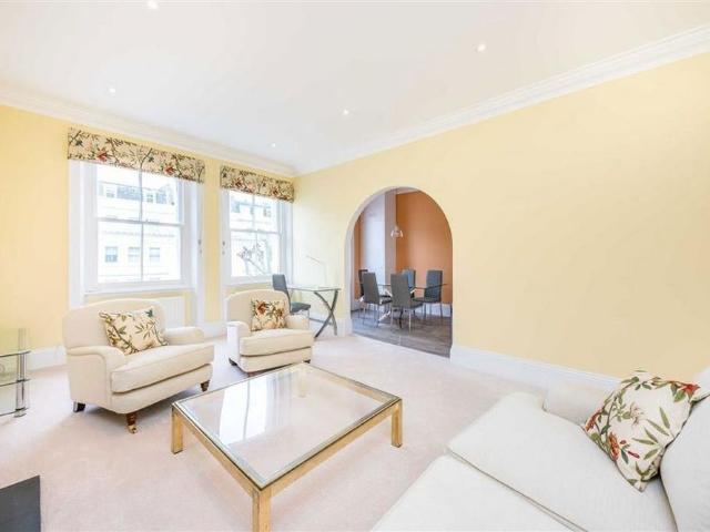 Apartment for rent in Bayswater, Greater London