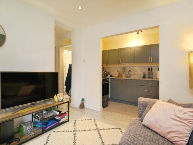 Apartment for rent in Milverton, Green Close
