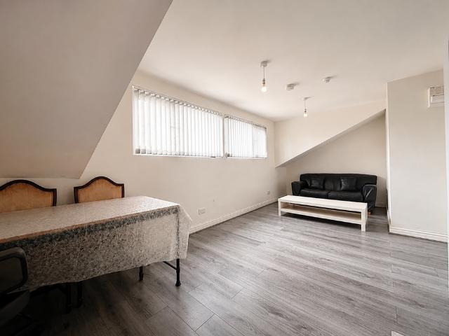 Apartment for rent in Chapeltown, West Yorkshire