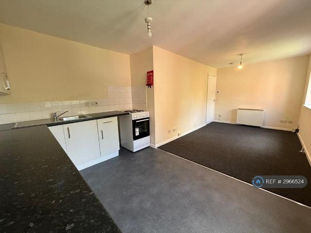 Flat for rent in Haddon, East Midlands