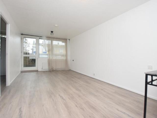 Flat for rent in Old Kent Road, Greater London
