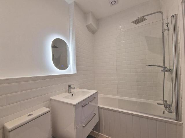 Apartment for rent in Middle Deal, Ash
