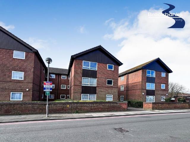 Flat for rent in Swanley, The Butts
