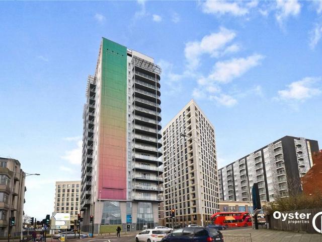 Flat for rent in Ilford, London Borough of Redbridge