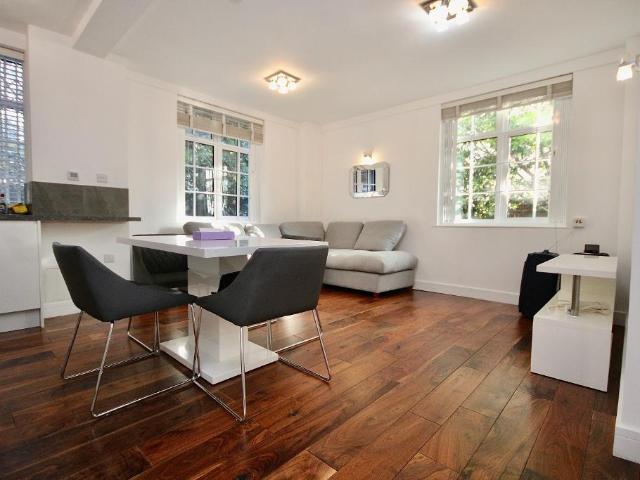 Apartment for rent in St. John's Wood, Greater London