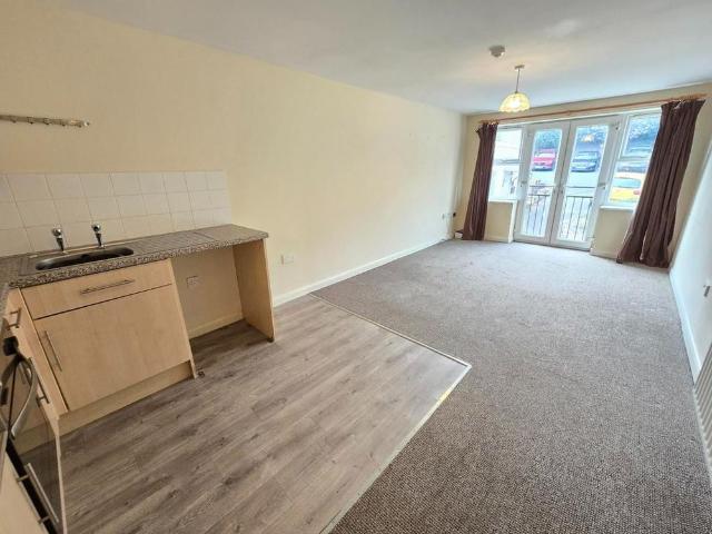 Apartment for rent in South Cliff, Kepwick