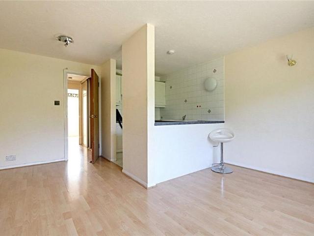 Apartment for rent in Enfield Wash, Greater London