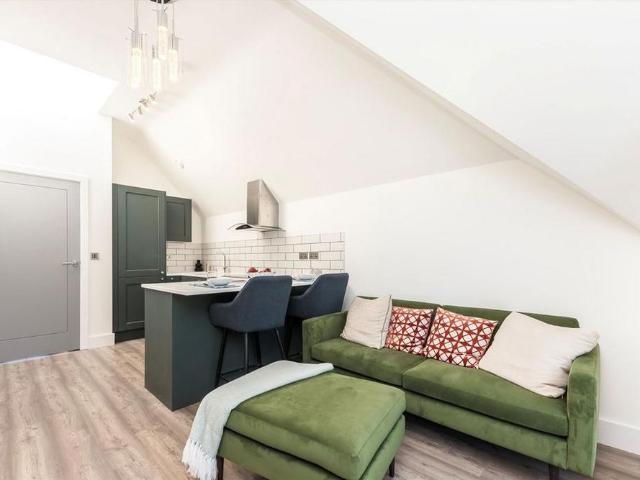 Apartment for rent in London Borough of Ealing, Greater London