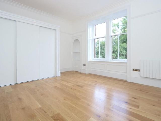 Apartment for rent in Dowanhill, Scotland