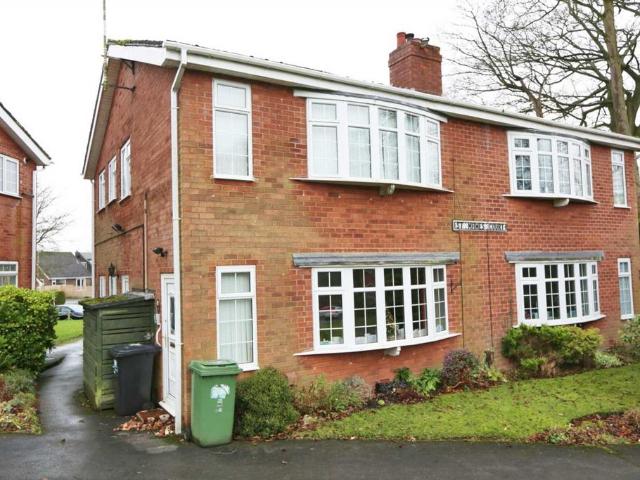 Flat for rent in Broken Cross, Macclesfield