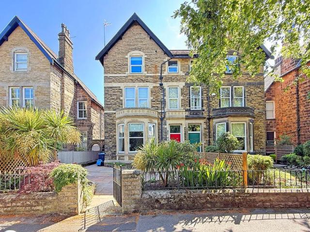 Flat for rent in Low Harrogate, Harrogate