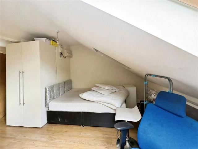 Apartment for rent in Brompton, Gillingham