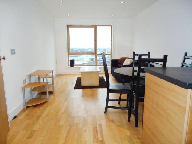 Apartment for rent in Richmond Hill, West Yorkshire
