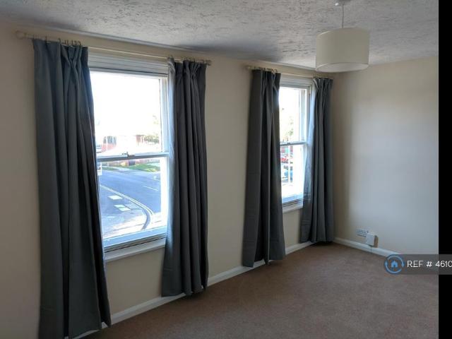 Flat for rent in Wincheap, The Bridge