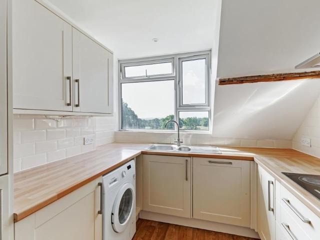Apartment for rent in Kingsfold, Horsham