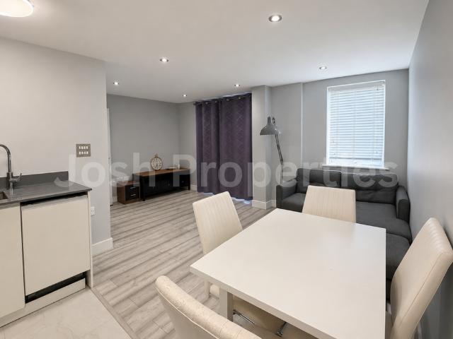Apartment for rent in Bromley-by-Bow, Poplar Grove