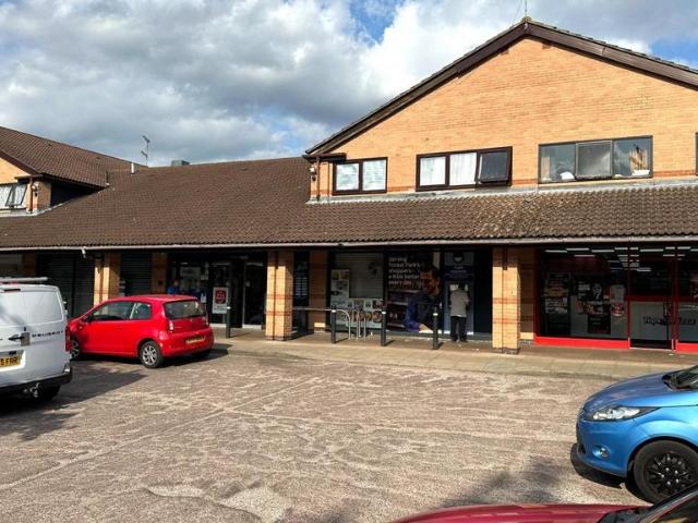Flat for rent in Martin's Heron, Winkfield
