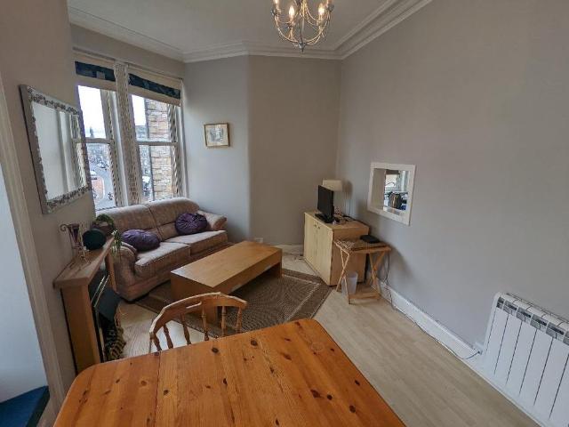 Apartment for rent in Southside, Scotland