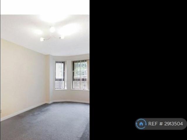 Apartment for rent in Castlehead, Glenburn