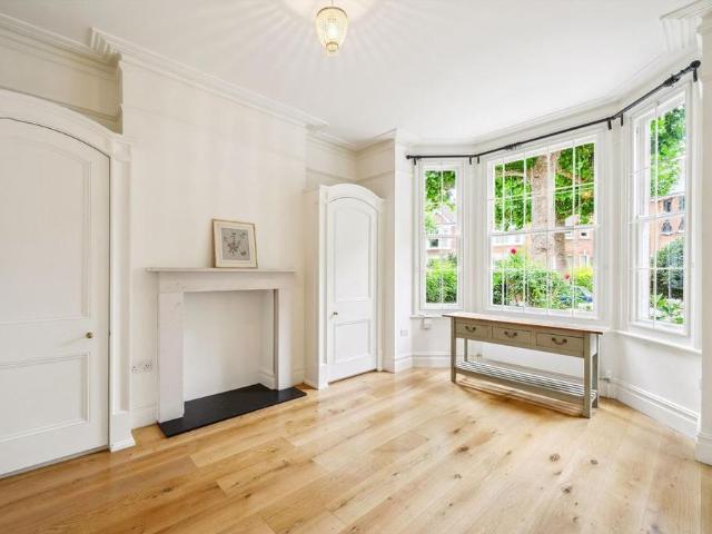 Apartment for rent in Royal Borough of Kensington and Chelsea, Greater London