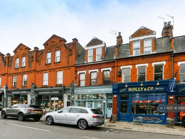 Flat for rent in St Margarets, Greater London